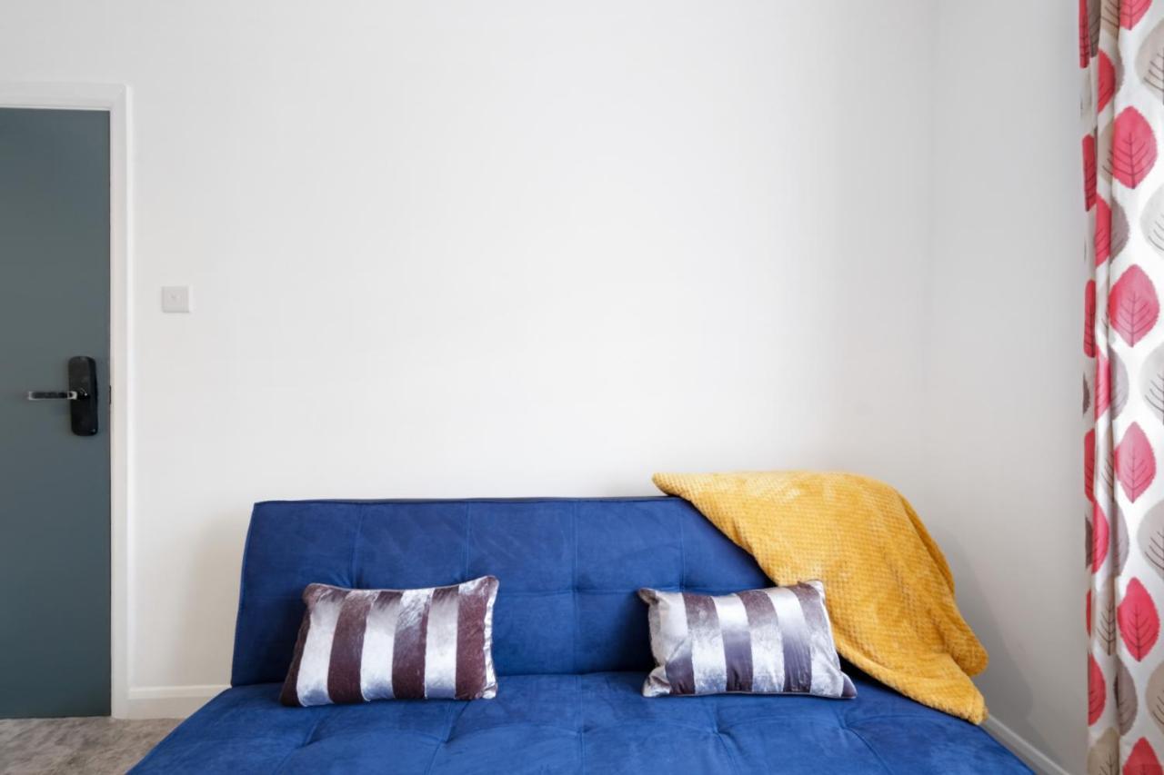 Fernbank Studios Sudbury Hill Harrow Self-Contained Studios With En-Suite Wembley 外观 照片