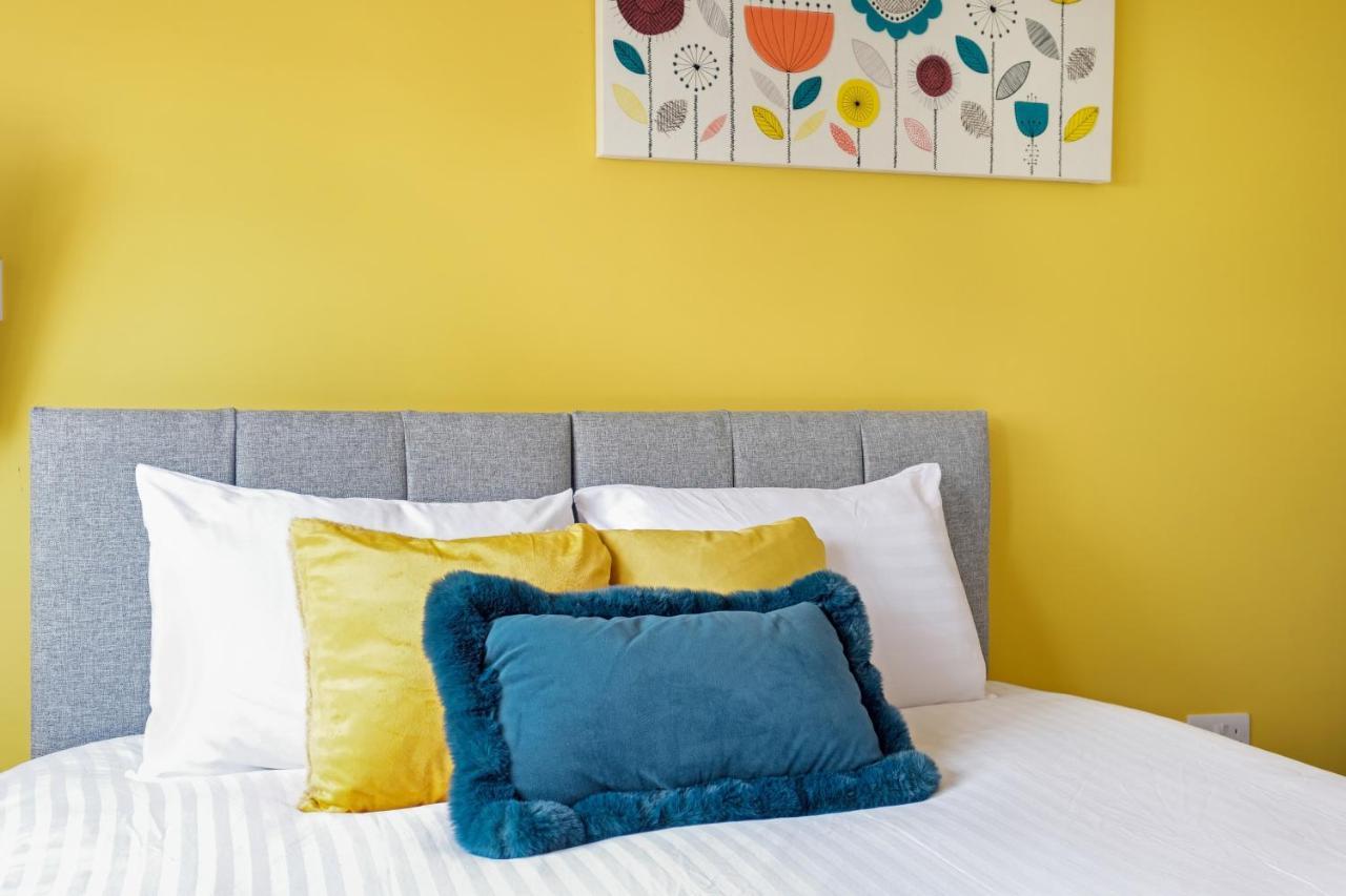 Fernbank Studios Sudbury Hill Harrow Self-Contained Studios With En-Suite Wembley 外观 照片