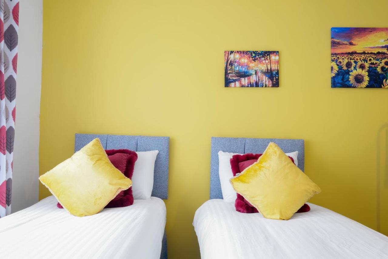 Fernbank Studios Sudbury Hill Harrow Self-Contained Studios With En-Suite Wembley 外观 照片